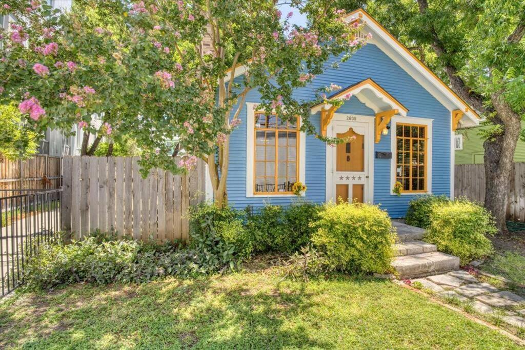 Historic Longhorn Home On Ut Downtown Όστιν Εξωτερικό φωτογραφία